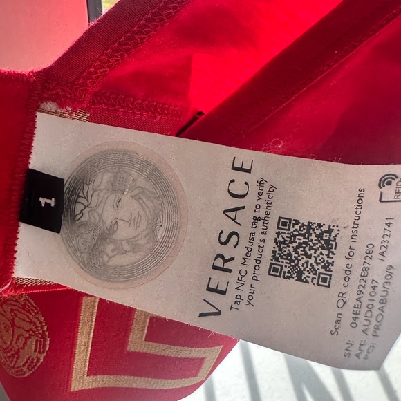 AUTHENTIC Versace Greca Medusa triangle bralette size 1 like new - Picture 4 of 4